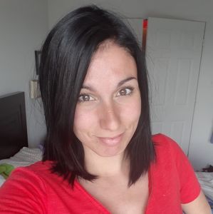 Meet your Posher, Roxanne